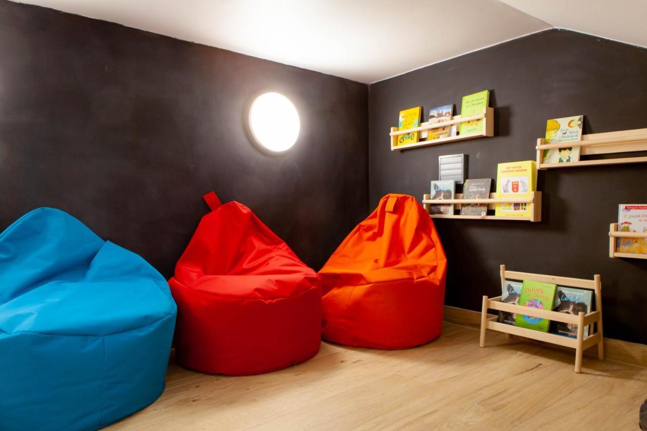 Hostel Montessori Гданск Екстериор снимка